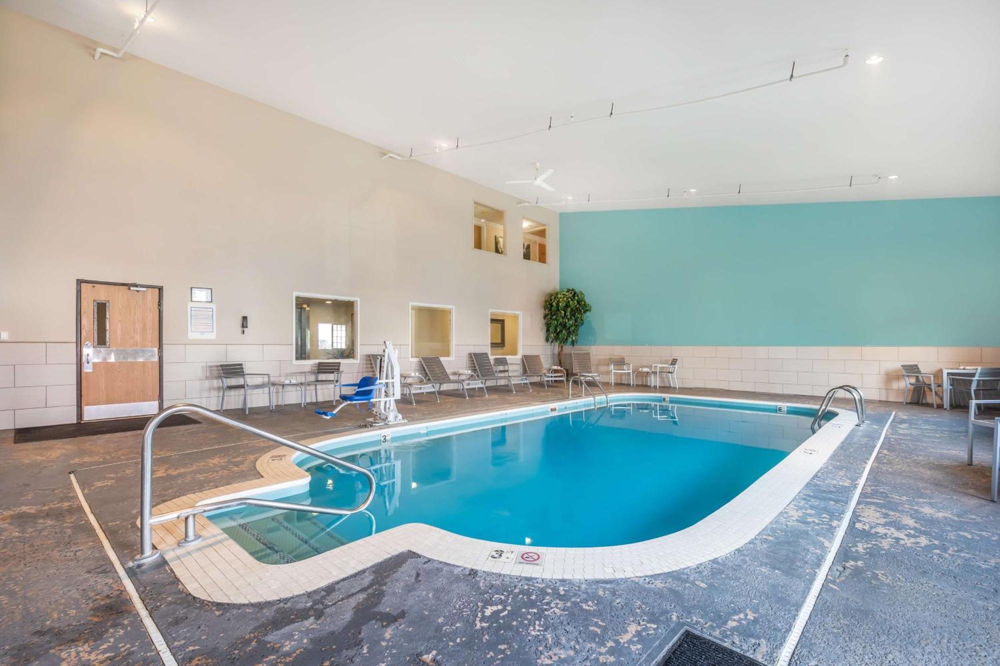 Best Western Plus University Park Inn & Suites Еймс Екстер'єр фото