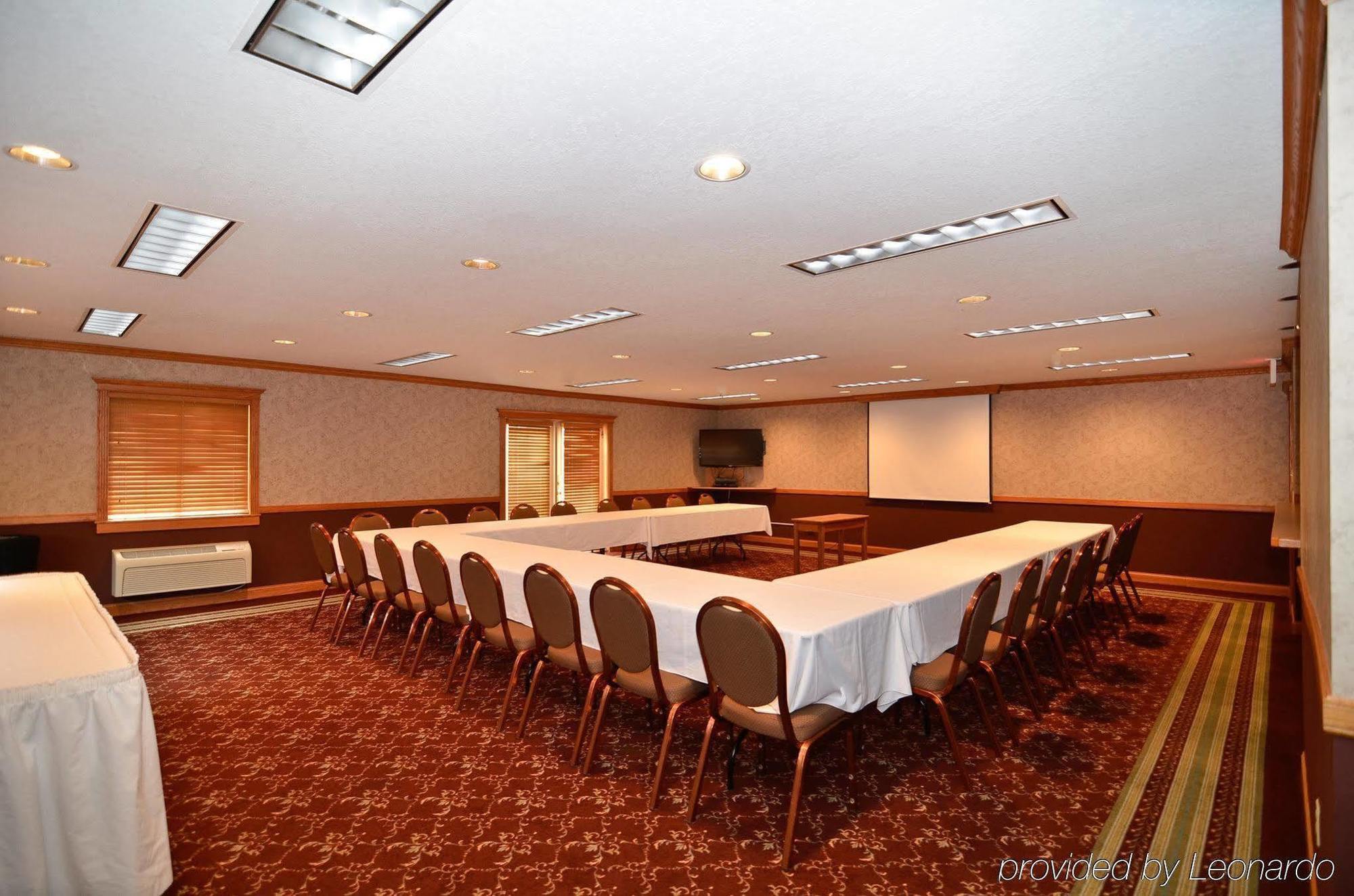 Best Western Plus University Park Inn & Suites Еймс Екстер'єр фото